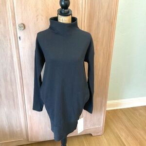 Lululemon Call for Cozy Black Ribbed knit  athletic long sleeve Dress Size 4